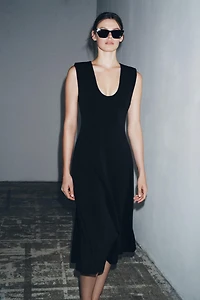 CREPE MIDI DRESS