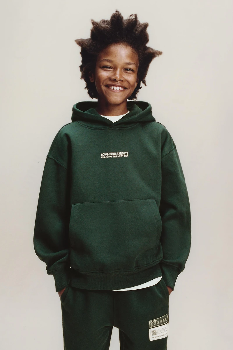 HOODIE AND JOGGER PANTS WITH LABELS SET