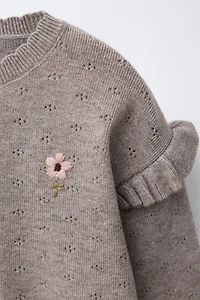 PULL EN MAILLE FLEURS BRODÉES