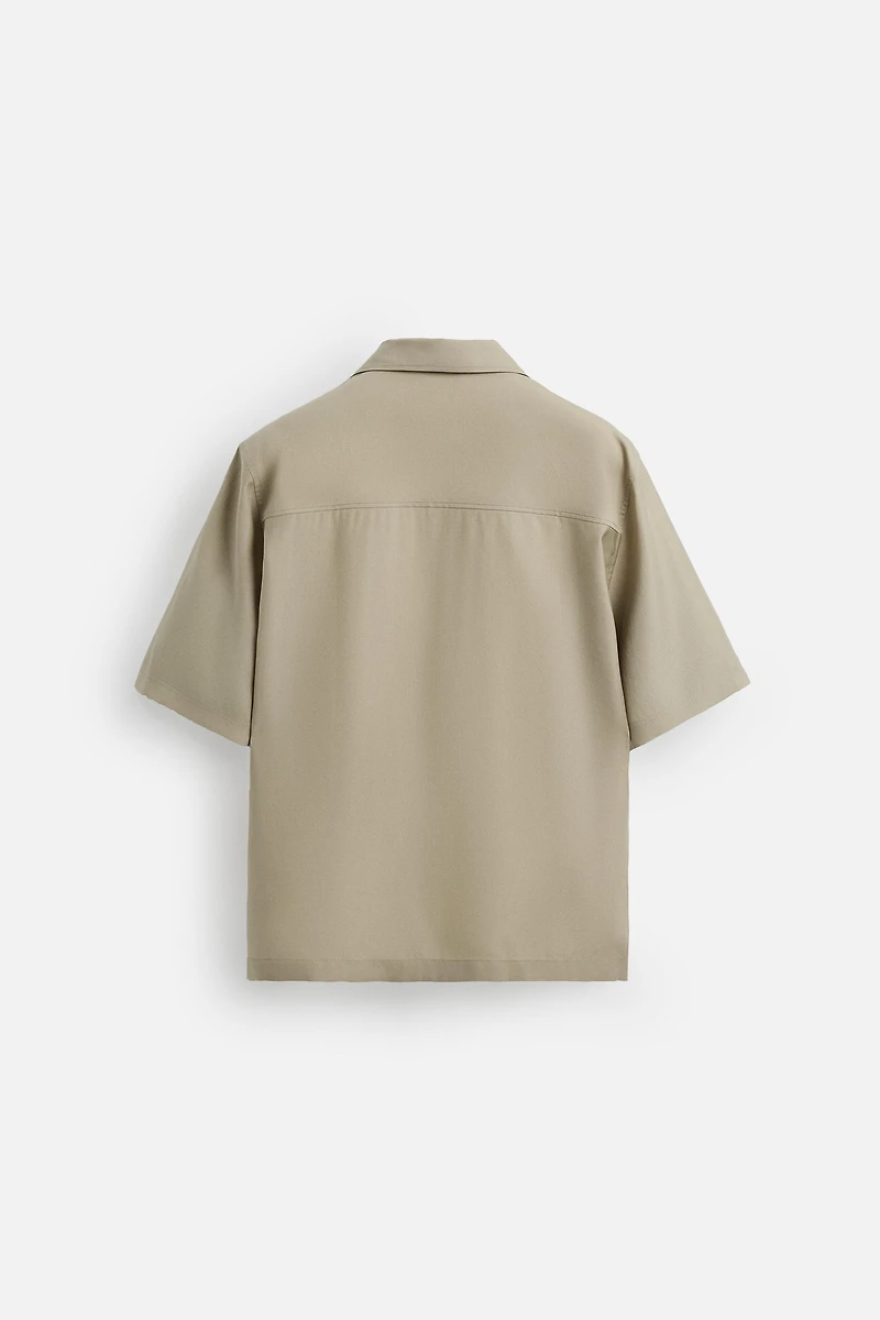 RELAXED FIT FLOWY SHIRT