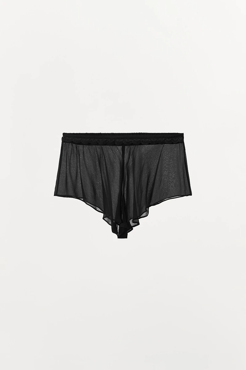 CROCHET TRIM SHORTS