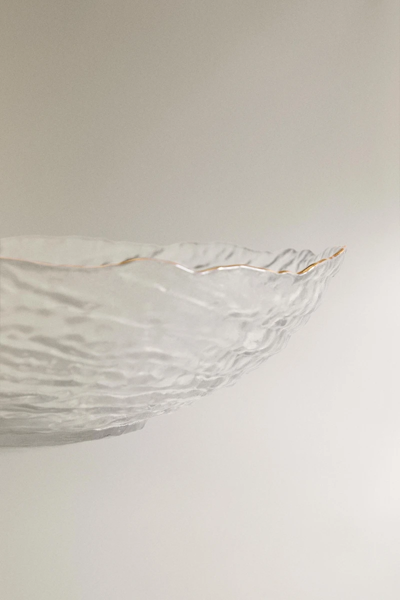 GLASS SALAD BOWL WITH A GOLDEN RIM