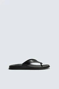 STRAPPY SANDALS
