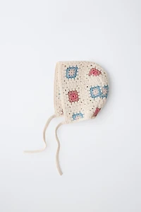 GEOMETRIC PRINT CROCHET BONNET