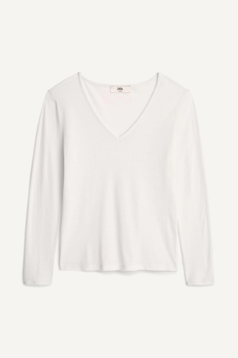 LIMITED EDITION V-NECK T-SHIRT