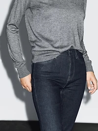 Mid-rise cropped slim fit jeans