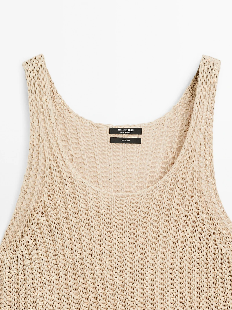 Linen knit top with round neckline