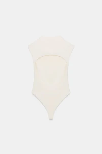 BODY STRETCH CUT OUT