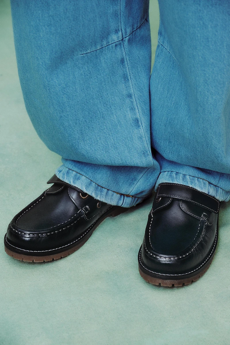 CHAUSSURES BATEAU EN CUIR