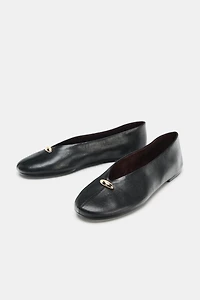 LEATHER BALLET FLATS WITH APPLIQU