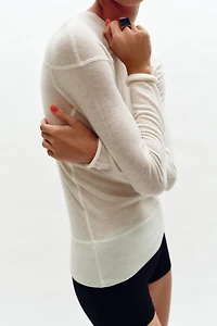 FINE-KNIT WOOL JUMPER