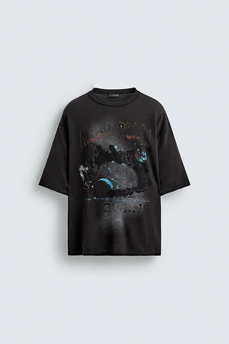 T-SHIRT EN MAILLES IMPRIMÉ DÉLAVÉ