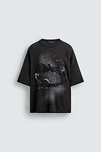 T-SHIRT EN MAILLES IMPRIMÉ DÉLAVÉ