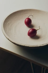 ROUGH-TEXTURE CERAMIC TRAY