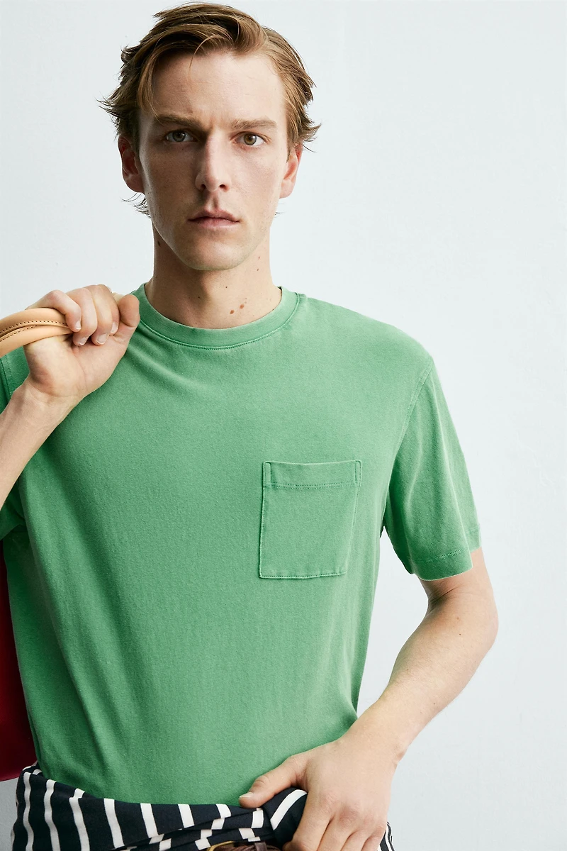 POCKET T-SHIRT AARON LEVINE X ZARA