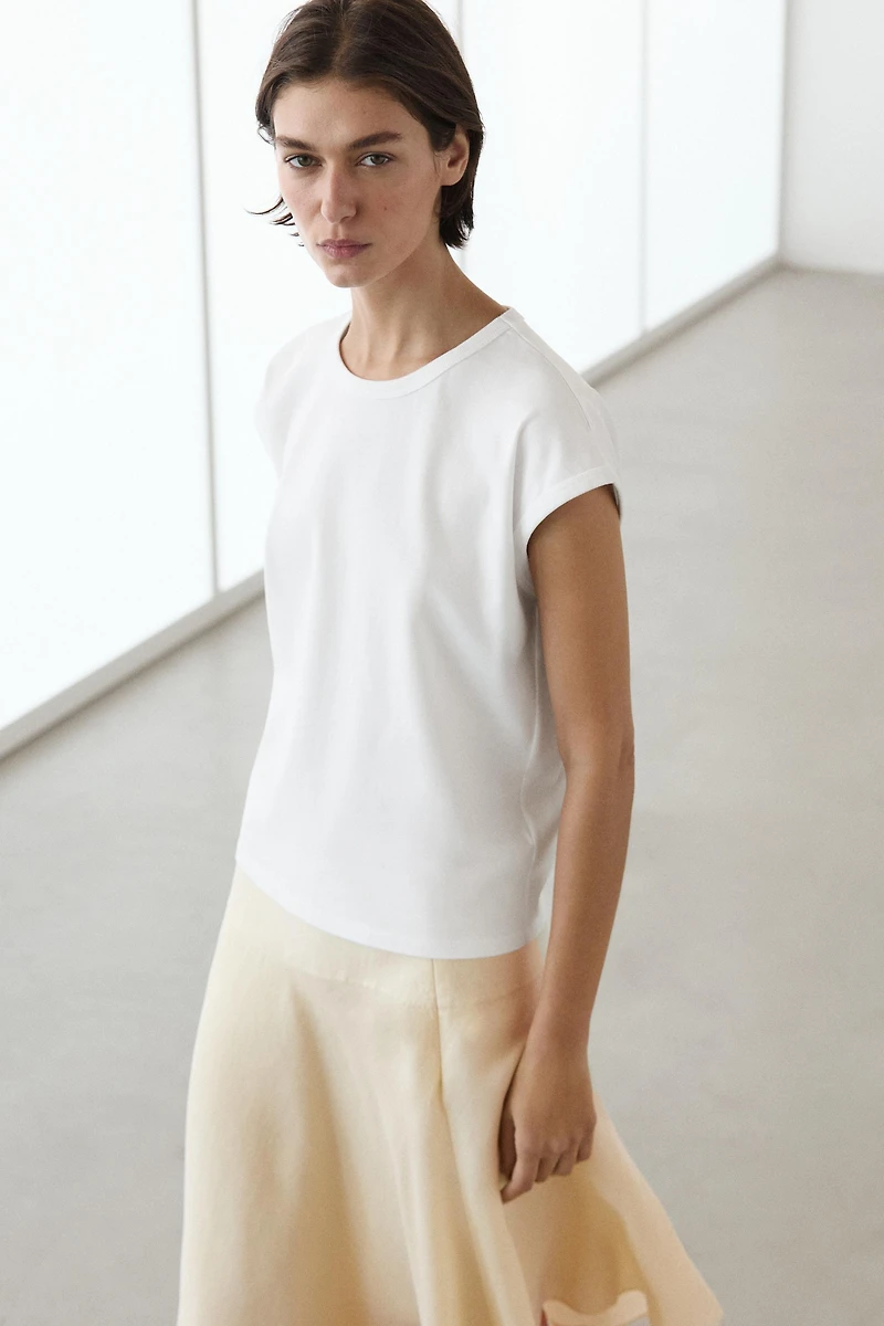 Sleeveless 100% cotton T-shirt
