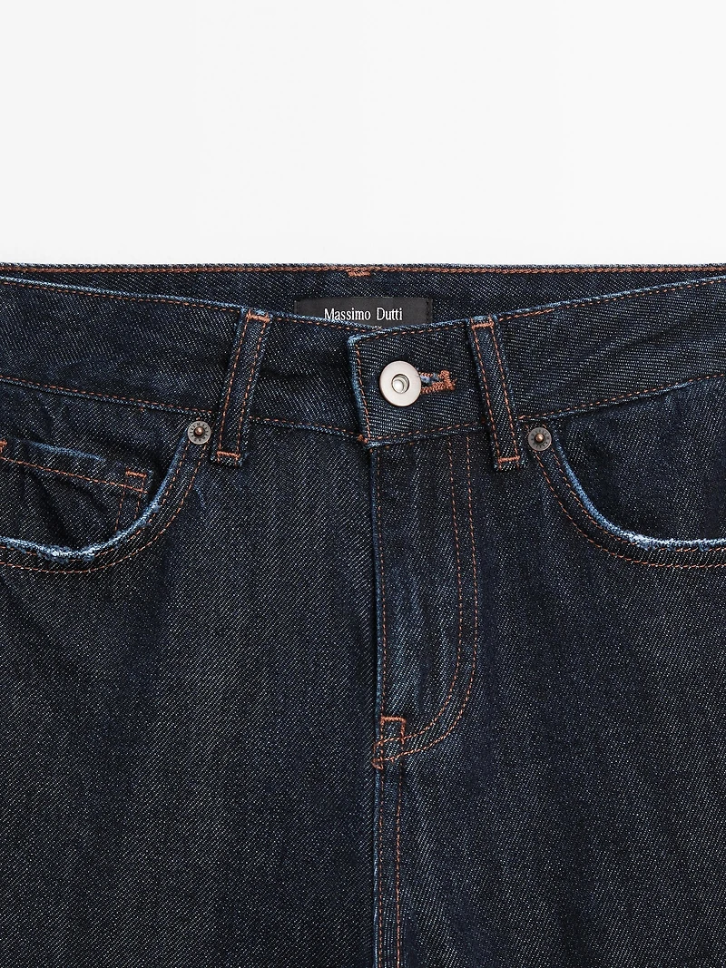 Mid-rise straight-leg jeans