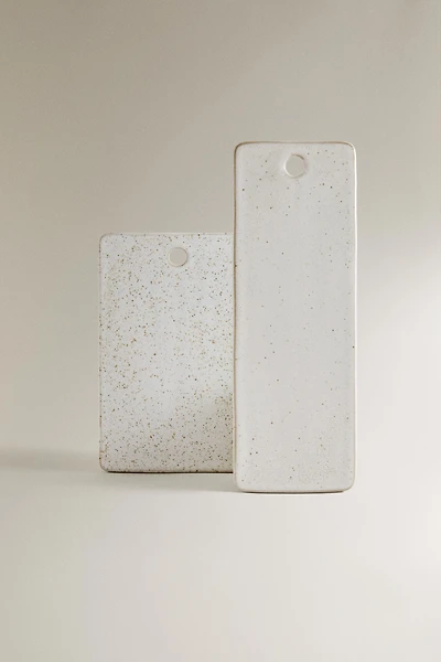 RECTANGULAR STONEWARE CUTTING BOARD