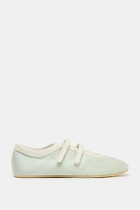 SATIN EFFECT STITCHED BALLET FLATS