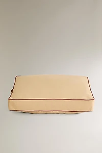 XL FLOOR CUSHION WITH PIPING FOR PETS