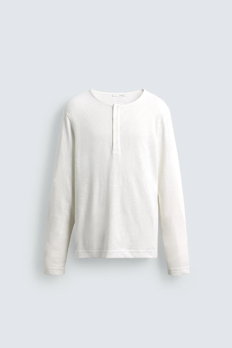 BUTTON NECK T-SHIRT