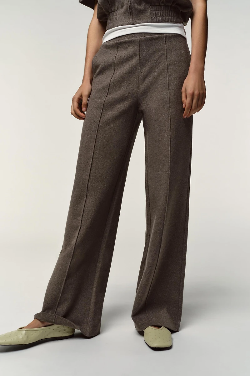 SOFT WIDE LEG PANTS