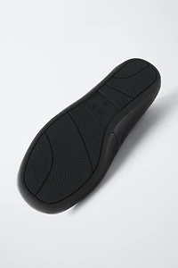 LEATHER BALLET FLATS
