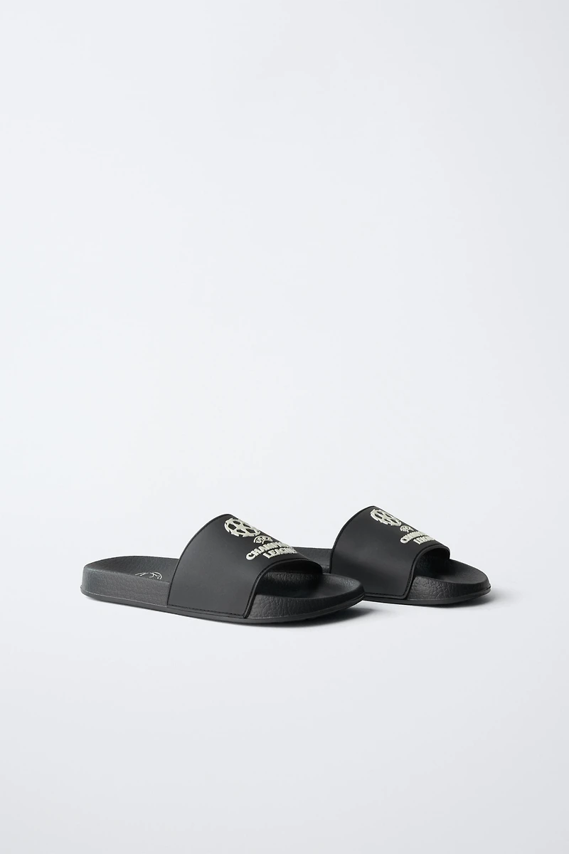 CHAMPIONS LEAGUE® GLOW THE DARK POOL SLIDES