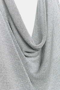 ROBE EN MAILLE HALTER FIL MÉTALLISÉ