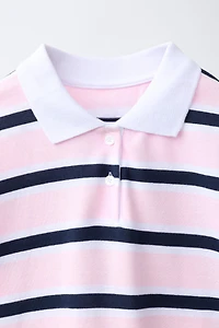 POLO À RAYURES ET NUMÉRO