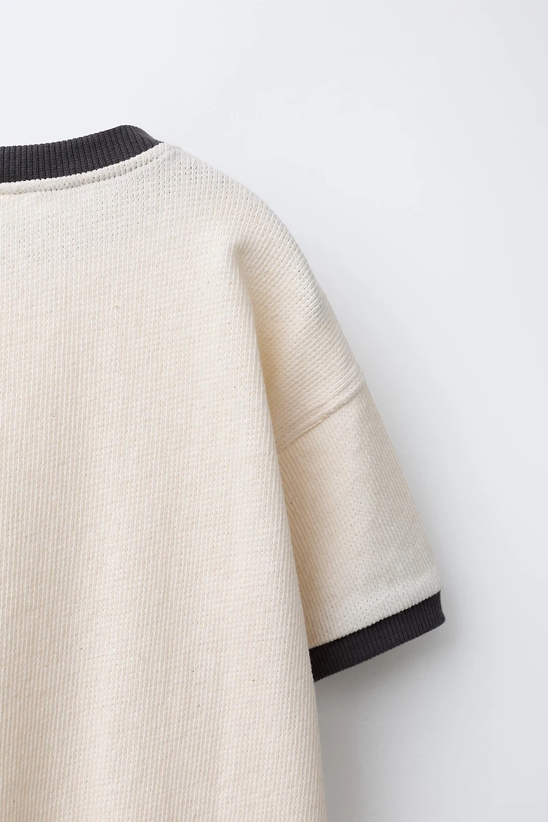 RIBBED POCKET T-SHIRT