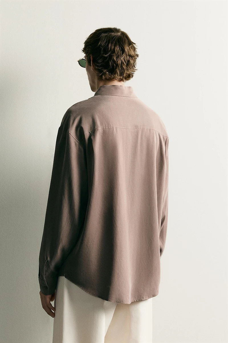 RELAXED FIT FLOWY SHIRT