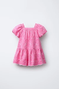 ROBE BRODÉE DE FLEURS