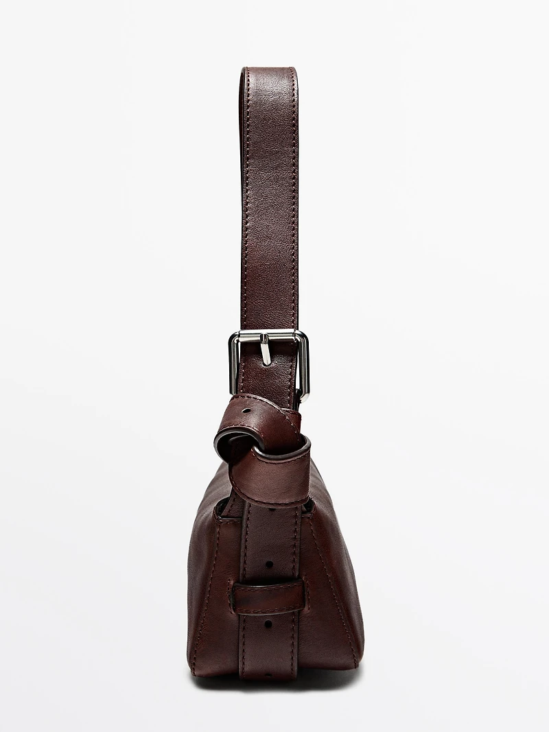 Petit sac boucle en cuir nappa