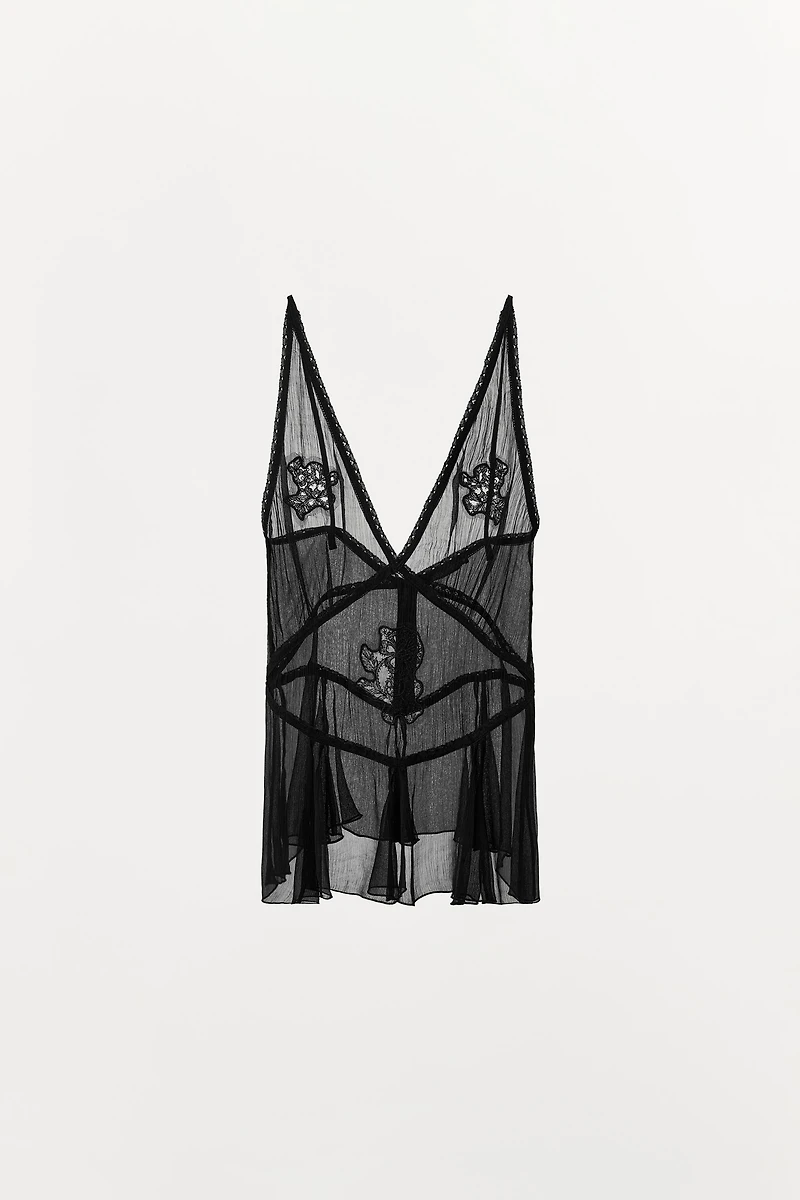 EMBROIDERED GAUZE TOP