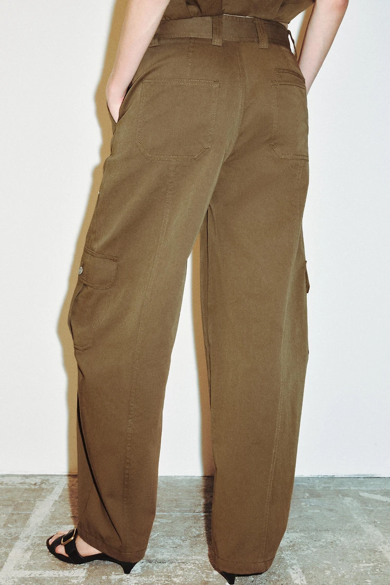 PANTALON BARREL À POCHES CARGO