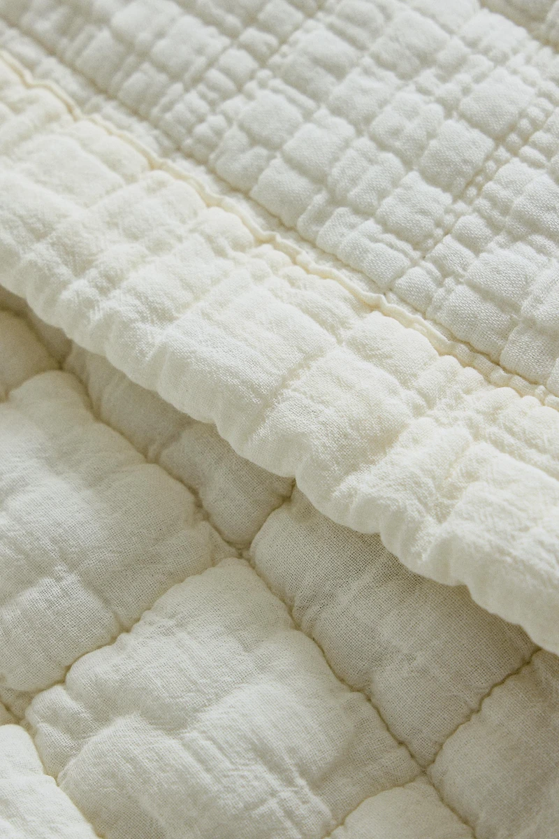 SQUARE COTTON QUILT