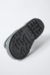 THE AVENGERS © MARVEL RAIN BOOTS