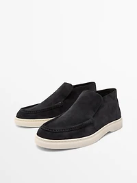 Mocassin bottine en croûte de cuir