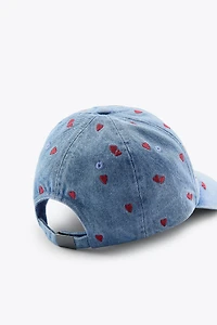 CASQUETTE EN DENIM BRODERIES CŒURS