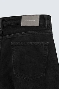 REGULAR FIT JEANS