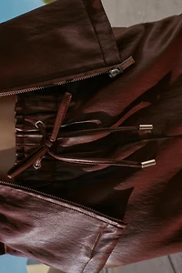 PANTALON MATIÈRE SYNTHÈTIQUE AVEC TAILLE ÉLASTIQUE