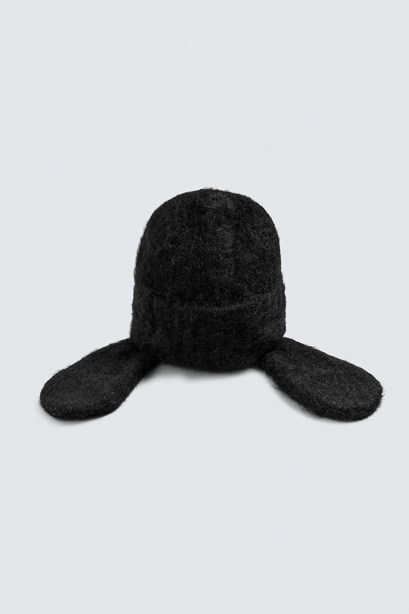 GOOFY EAR KNIT BEANIE HARRY LAMBERT FOR ZARA X DISNEY