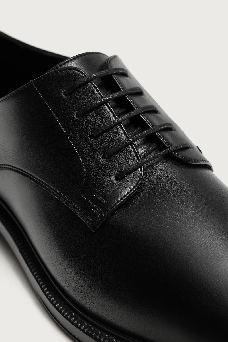 DRESS SHOES