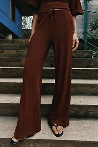 TEXTURED PALAZZO PANTS