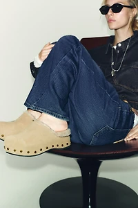 SPLIT LEATHER STUDDED CLOGS