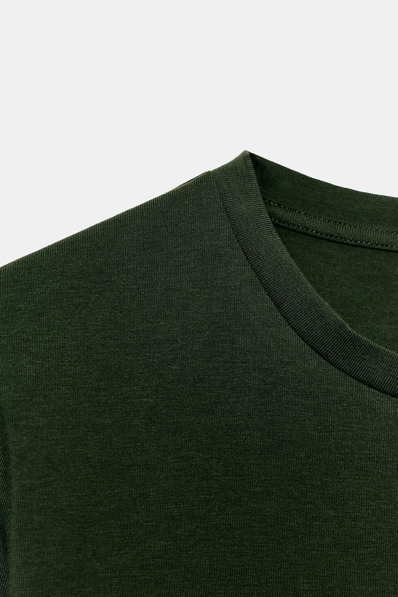 SHORT SLEEVE CROPPED TOP