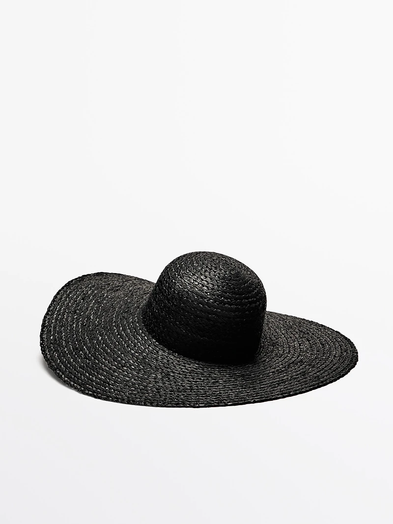 Raffia floppy hat