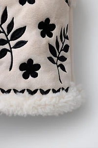 GILET EFFET DAIM BRODERIES MOUTONNÉES