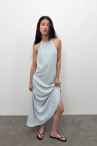 FLOWY HALTER DRESS